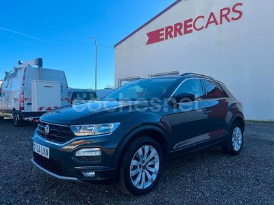 Usado VW T-Roc Advance 150 CV (110 kW) 2020 Gris / plata SUV
