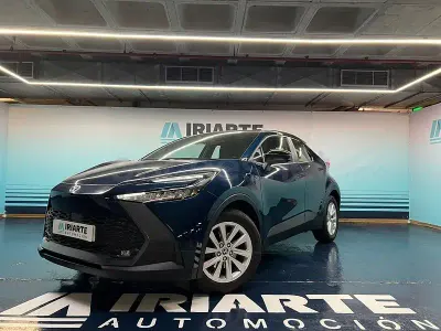 Usado Toyota C-HR Advance 140 CV (102 kW) 2024 Azul SUV