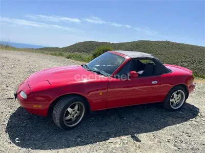 Usado Mazda MX5 115 CV (84 kW) 2003 Rojo Descapotable