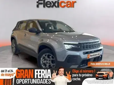 Begagnad Jeep Avenger 100 HK (73 kW) 2023 Grå SUV