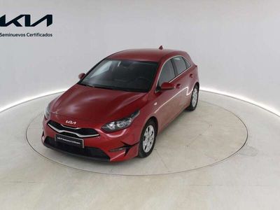 Rojo Usado 2023 Kia Ceed Utilitario | 18.900 € (Precio justo)