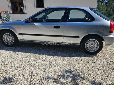 Usado Honda Civic 102 CV (75 kW) 1998 Gris / plata Coupe