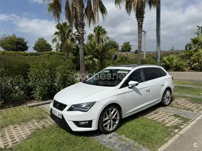 Usado Seat Leon ST FR 150 CV (110 kW) 2015 Blanco Familiar