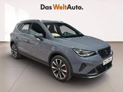 Usado Seat Arona FR 150 CV (110 kW) 2024 Gris / plata SUV