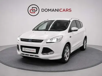 Usado Ford Kuga Titanium 179 CV (131 kW) 2016 Blanco SUV