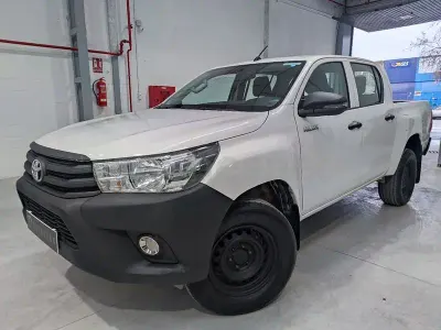Käytetty Toyota HiLux 150 HP (110 kW) 2018 Valkoinen Nouto