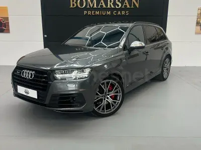 Usado Audi SQ7 435 CV (319 kW) 2018 Gris / plata SUV