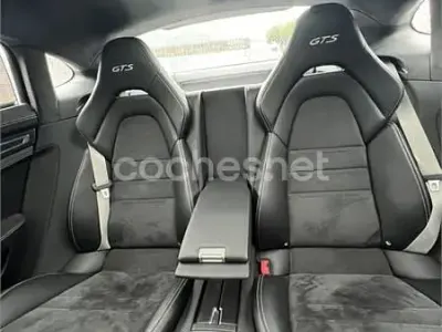 Usado Porsche Panamera GTS 460 CV (338 kW) 2019 Gris / plata Berlina