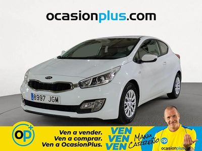 Używany Kia Ceed 100 KM (73 kW) 2015 Biały Hatchback