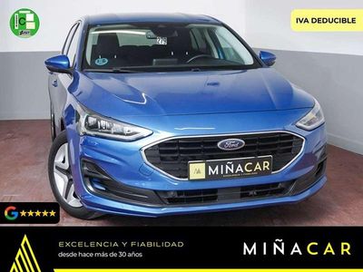 Usado Ford Focus Active 120 CV (88 kW) 2022 Azul Familiar