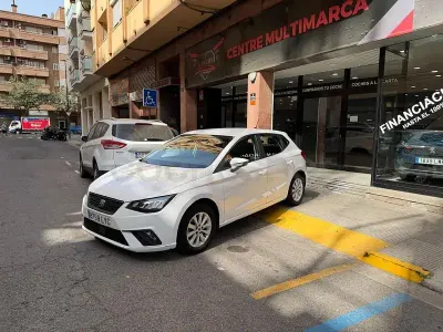 Usado Seat Ibiza Reference 80 CV (58 kW) 2022 Blanco Utilitario