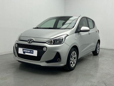 Gris Usado 2018 Hyundai i10 Utilitario | 7990 € (Precio justo)