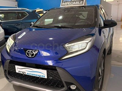 Usado Toyota Aygo X Play 72 CV (52 kW) 2022 Azul SUV