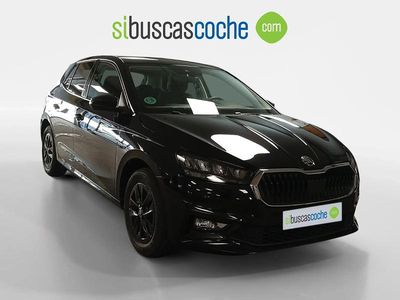 Usado Skoda Fabia Selection 95 CV (69 kW) 2025 Negro Utilitario