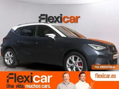 Usado Seat Arona FR 150 CV (110 kW) 2023 Gris SUV