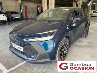 Usado Toyota C-HR Advance 141 CV (103 kW) 2025 Azul SUV