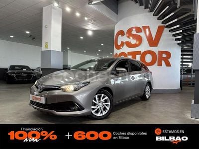 Gris / plata Usado 2017 Toyota Auris Hybrid Active Familiar | 11.350 € (Super precio)
