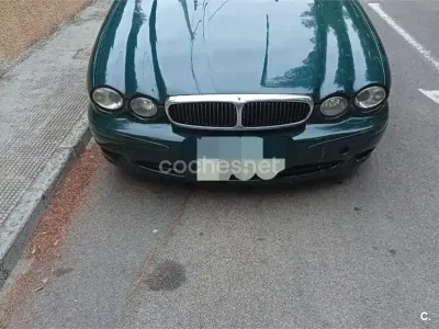 Usado Jaguar X-type Classic 130 CV (95 kW) 2004 Verde Berlina