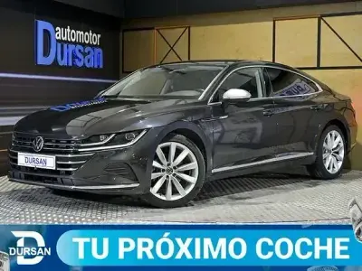 Usado VW Arteon Elegance 150 CV (110 kW) 2021 Gris Berlina