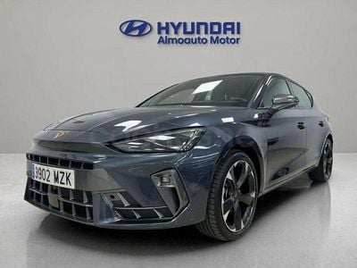 Usado Cupra Leon 150 CV (110 kW) 2025 Gris / plata Berlina