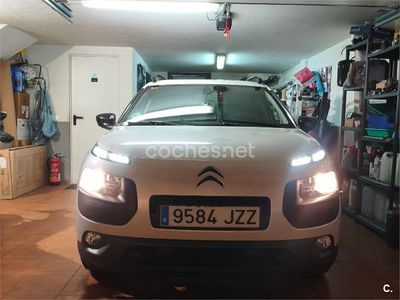 Usado Citroën C4 Shine 100 CV (73 kW) 2017 Blanco Berlina