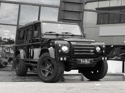 Negro Usado 2015 Land Rover Defender SE Familiar | 109.900 €