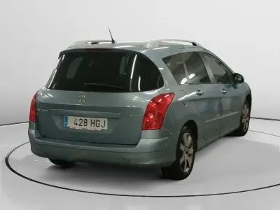 Usado Peugeot 308 SW Active 121 CV (88 kW) 2011 Azul Familiar