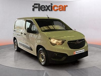 Usado Opel Combo Edition 102 CV (75 kW) 2022 Blanco Monovolumen