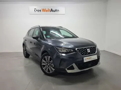 Usado Seat Arona Xperience 116 CV (85 kW) 2025 Gris SUV