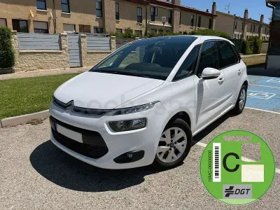 Usado Citroën C4 Picasso Live 120 CV (88 kW) 2016 Blanco Monovolumen