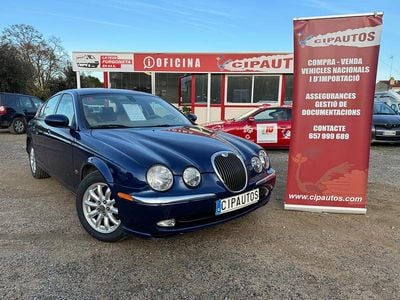 Usado Jaguar S-Type S 200 CV (147 kW) 2003 Azul Berlina