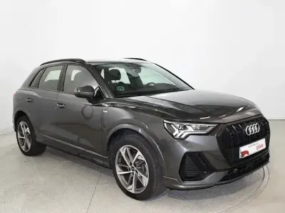 Usado Audi Q3 S-Line 150 CV (110 kW) 2024 Gris / plata SUV