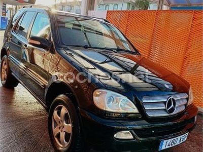 Usado Mercedes ML270 Edition 163 CV (119 kW) 2005 Negro SUV