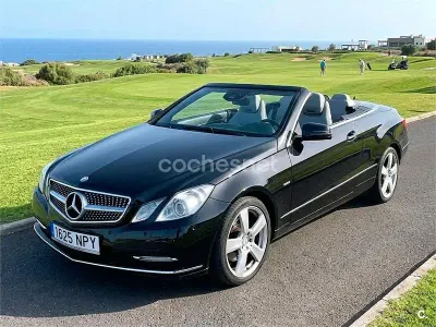 Usado Mercedes E250 Avantgarde 204 CV (150 kW) 2012 Negro Descapotable