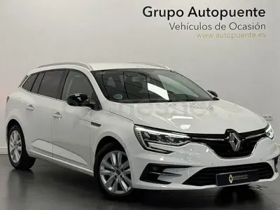Usado Renault Mégane GrandTour Equilibre 115 CV (84 kW) 2023 Blanco Familiar