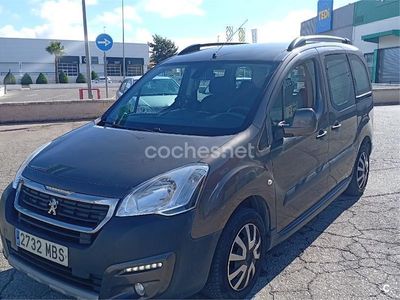 Gris / plata Usado 2016 Peugeot Partner Tepee Active Monovolumen | 9900 € (Precio justo)