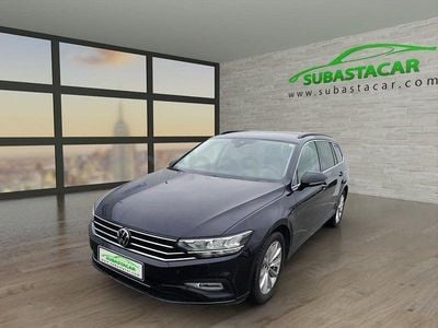 Usado VW Passat Executive 150 CV (110 kW) 2023 Negro Familiar