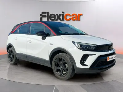 Käytetty Opel Crossland X GS Line 110 HP (80 kW) 2022 Valkoinen Katumaasturi
