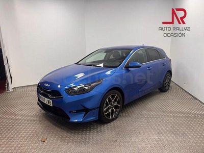 Usado Kia Ceed 120 CV (88 kW) 2022 Azul Utilitario