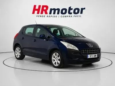 Usado Peugeot 3008 120 CV (88 kW) 2010 Azul Familiar