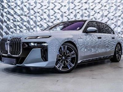 Gris Usado 2023 BMW 750e M Sport Berlina | 79.000 €