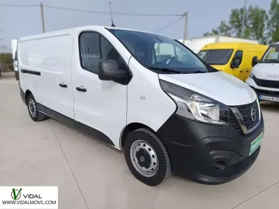 Usado Nissan NV300 120 CV (88 kW) 2021 Blanco Van