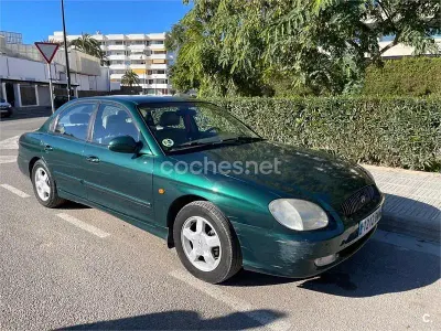 Usado Hyundai Sonata GLS 160 CV (117 kW) 2001 Verde Berlina