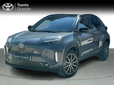 Usado Toyota Yaris Cross Sport 132 CV (97 kW) 2025 Gris SUV