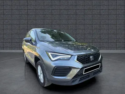 Usado Seat Ateca Reference 110 CV (80 kW) 2023 Gris / plata SUV