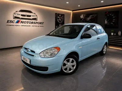 Usado Hyundai Accent 110 CV (80 kW) 2009 Azul Berlina