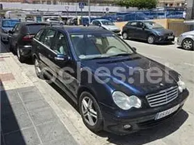 Usado Mercedes C200 Elegance 122 CV (89 kW) 2006 Azul Familiar