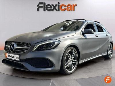 Usado Mercedes A200 AMG line 136 CV (100 kW) 2017 Gris Berlina
