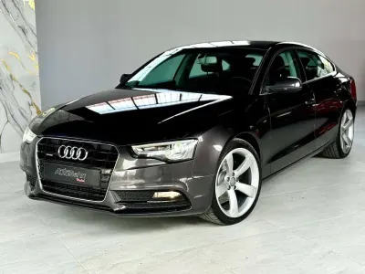 Usado Audi A5 Sportback S-Line 245 CV (180 kW) 2015 Gris Utilitario