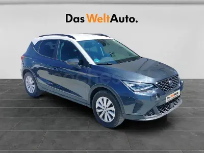Usado Seat Arona Style 115 CV (84 kW) 2025 Gris / plata SUV